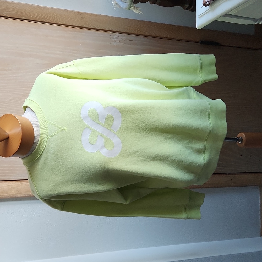Eddie Bauer Light Green Crewneck Sweatshirt Size Medium